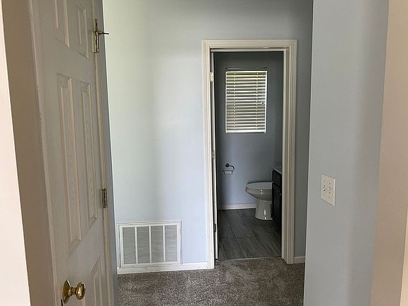 4th image of 7173 Manchester Dr