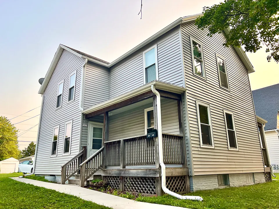 1619 Superior Ave