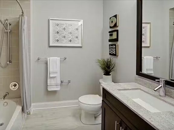 3rd image of 55 W Hubbard St #2409