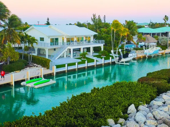 224 W Seaview Cir, Duck Key, FL 33050