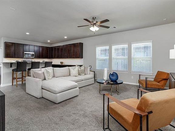 4th image of 2516 Ivory Ct