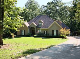 370 Great Oaks Rd, Eads, TN 38028