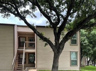 204 E Lakeview Ter, Montgomery, TX 77356