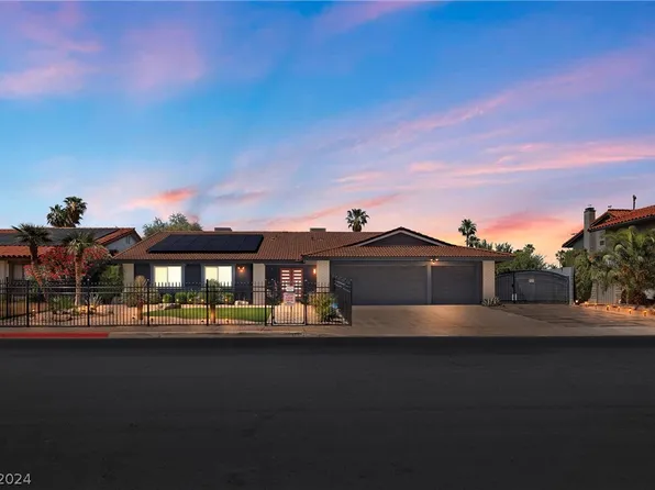 2704 La Solana Way, Las Vegas, NV 89102