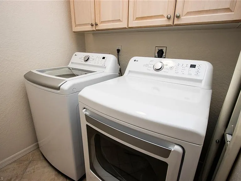7655 Pebble Creek Cir #201 — Photo 18