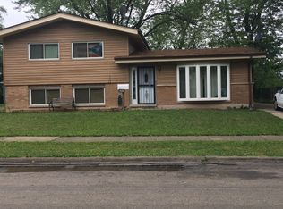 406 Sandburg St, Park Forest, IL