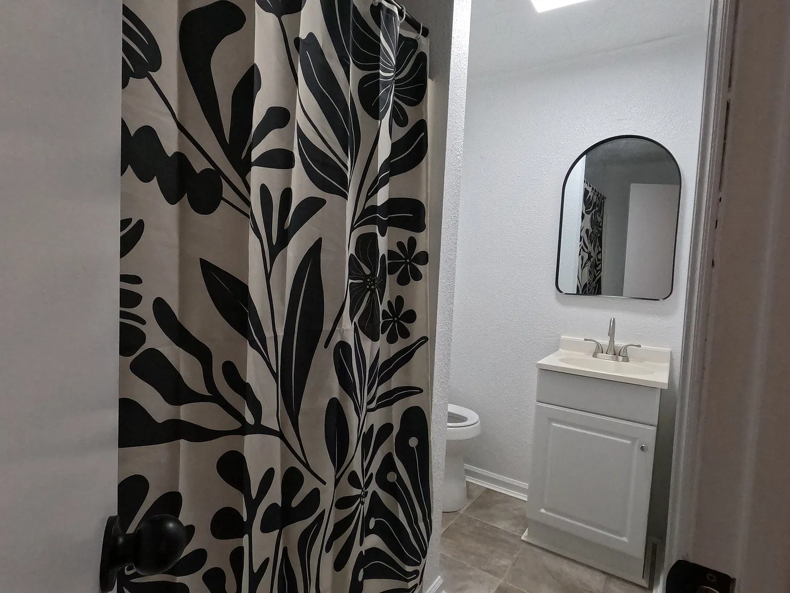 2 bed, 835 sqft, $1,250 — Photo 4
