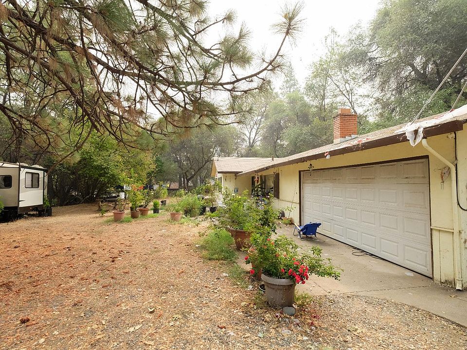 2nd image of 18709 Siesta Dr