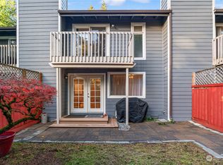14315 123rd Ave NE APT B, Kirkland, WA