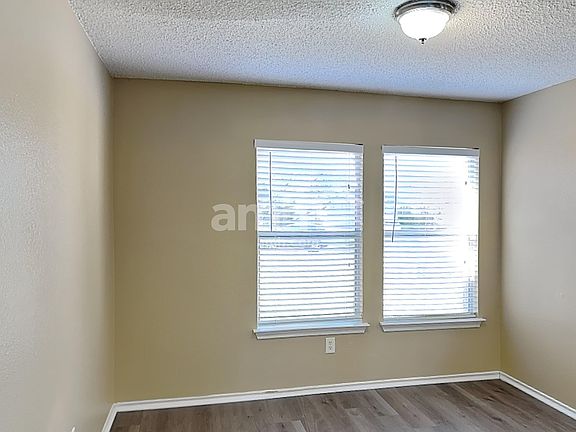 5th image of 2707 Vinson Ct