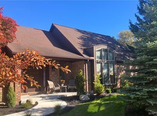 70 Hidden Crk, Buffalo, NY 14221