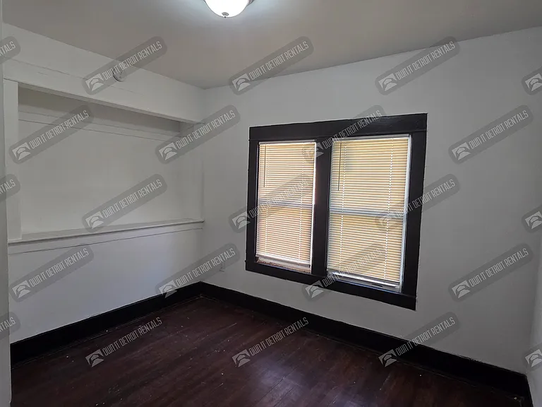 2982 Vicksburg St — Photo 15