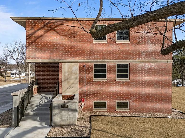 1268 N Locust St #13 — Photo 20