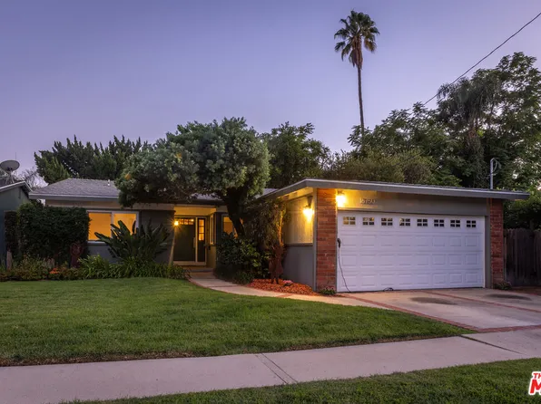 16750 Valerio St, Van Nuys, CA 91406