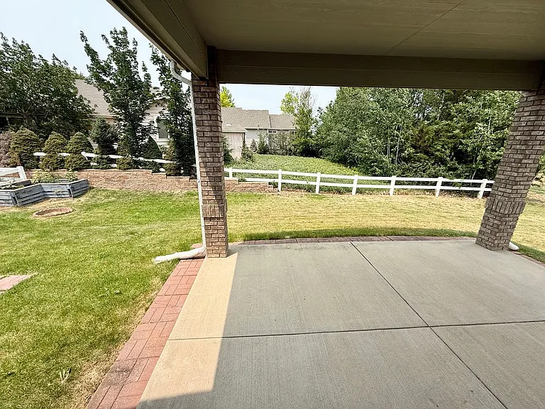 2597 Turquoise St — Photo 30