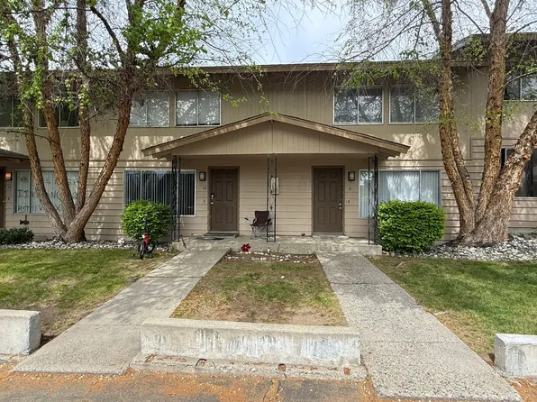 Ashland Court