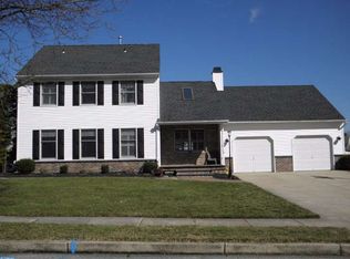 16 High Meadows Dr, Mullica Hill, NJ 08062