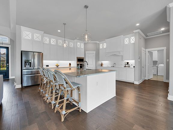 3rd image of 7021 Cedar Ct