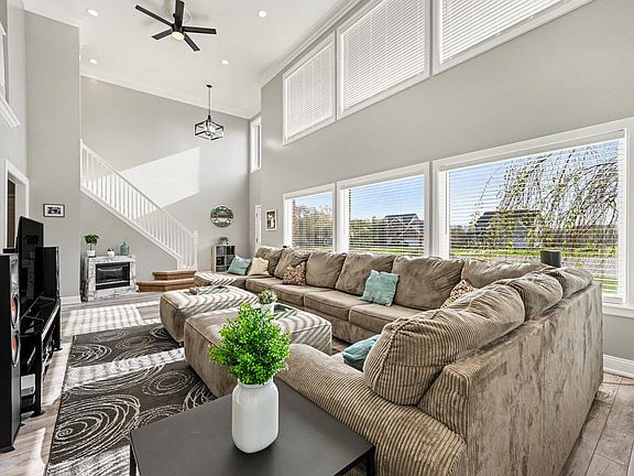 4th image of 10577 Keane Dr