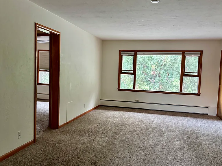 390 E 12th St #4 — Photo 9