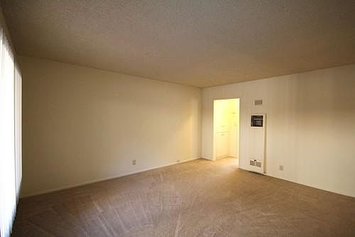 3rd image of 18 S Marguerita Ave APT 8