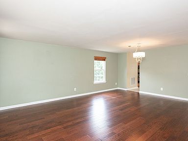 2471 Post Oak Dr Culpeper Va 22701 Zillow