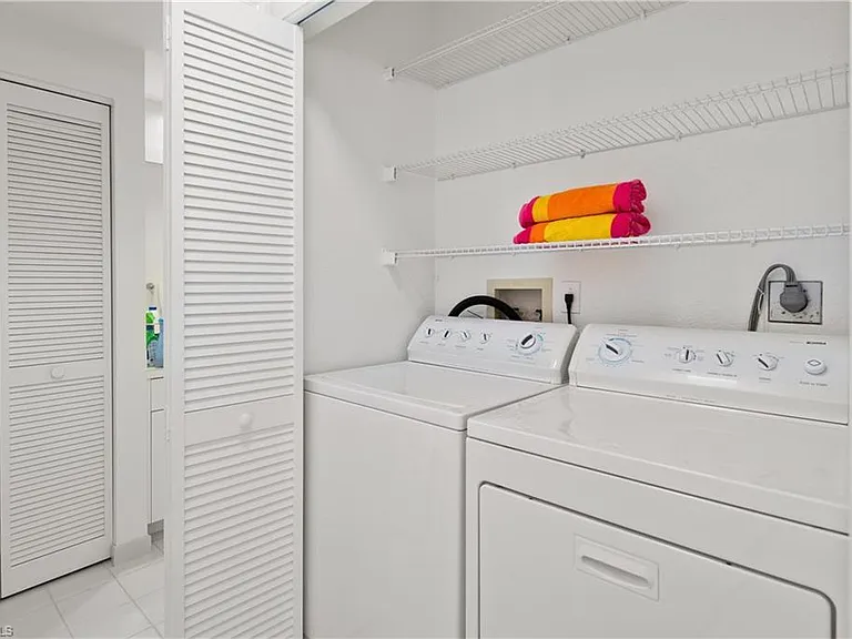 784 Willowbrook Dr #607 — Photo 14