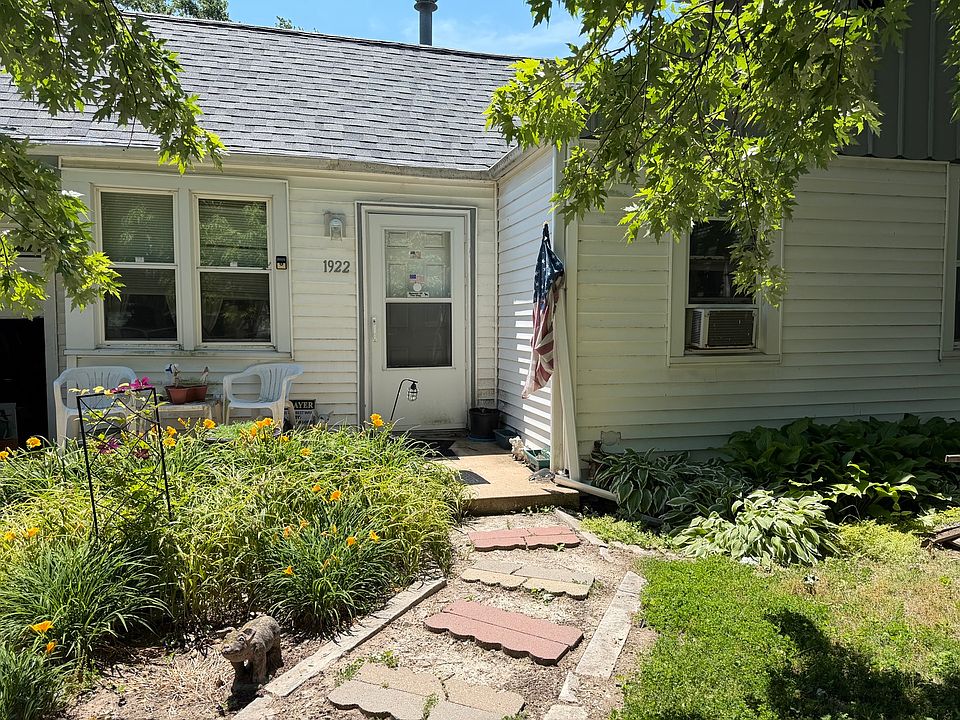 1st image of 1922 W Richwoods Blvd