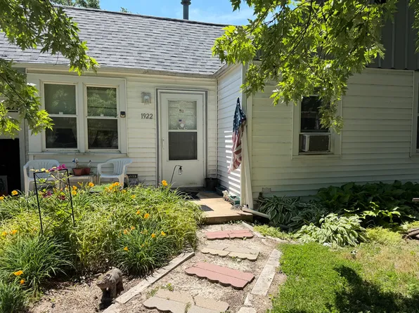 1922 W Richwoods Blvd, Peoria, IL 61604