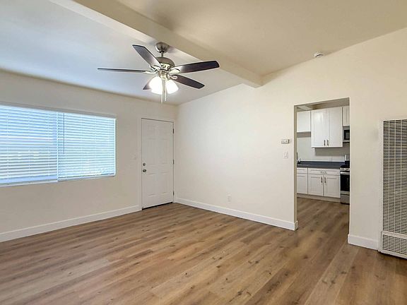 4th image of 304-334 65th St #6440