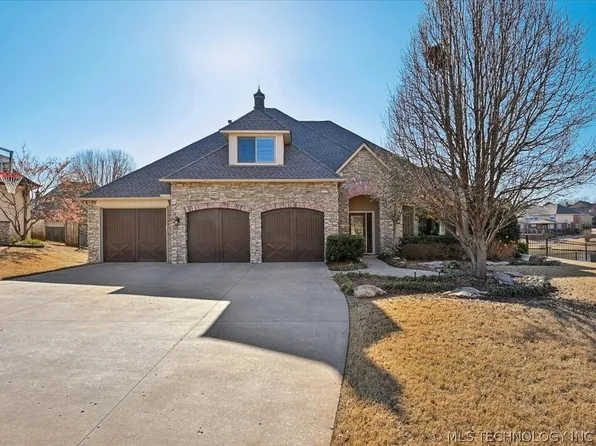304 E 123rd Ct S, Jenks, OK 74037