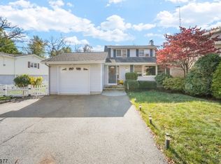 1 Shore Rd, Wayne, NJ 07470