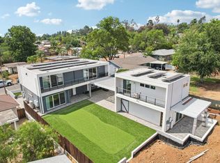 139-41 Almond St, Fallbrook, CA 92028