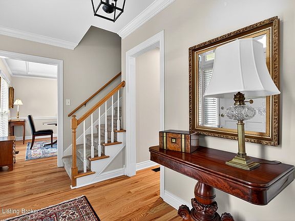 3rd image of 506 Tellson Ct