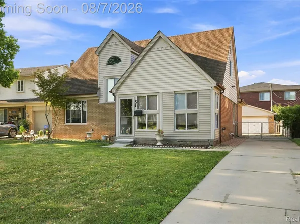 3 Morross Ct, Dearborn, MI 48126