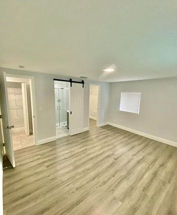 3rd image of 4344 Mars Ave