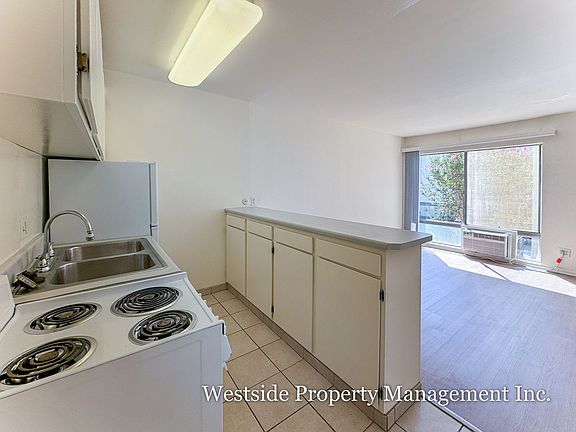 2nd image of 5751 Camellia Ave APT 203