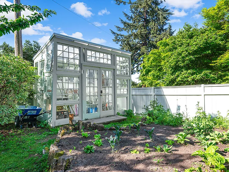 7541 Seward Park Ave S — Photo 21