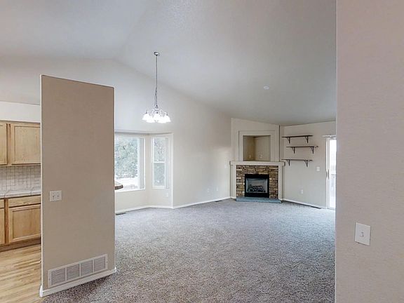 3rd image of 7473 Prythania Park Dr
