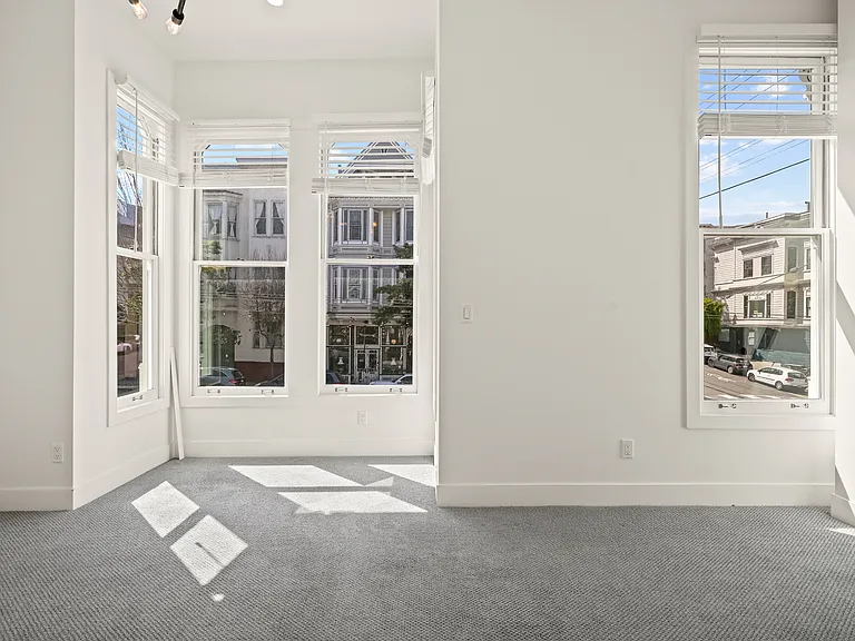 290 Divisadero St #B — Photo 3