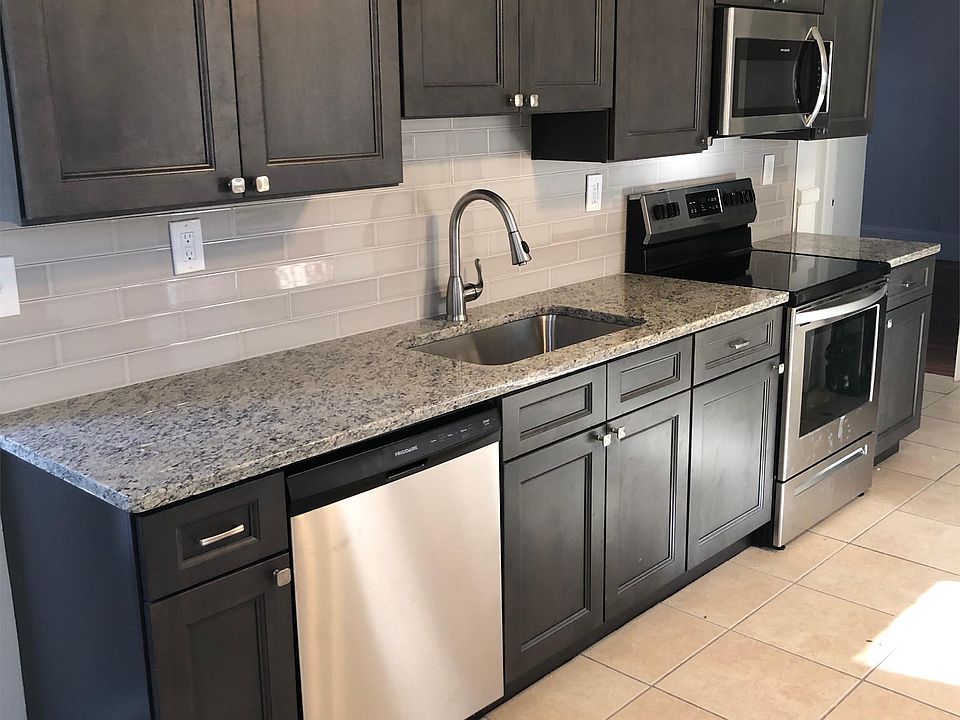 1st image of 29 Ringgold St #1