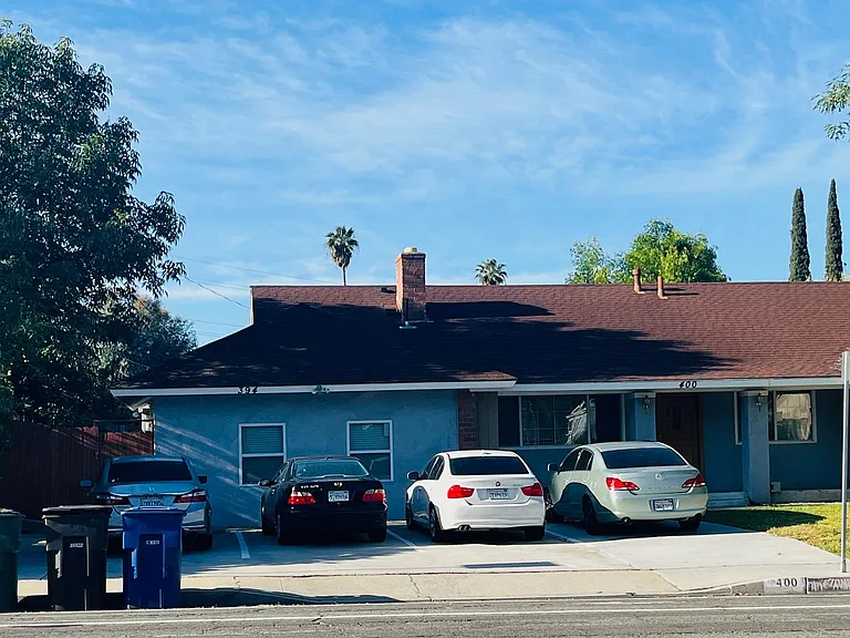 400 W Blaine St — Photo 1