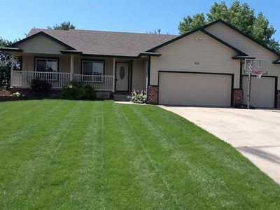 804 Candia Cir, Rose Hill, KS, 67133