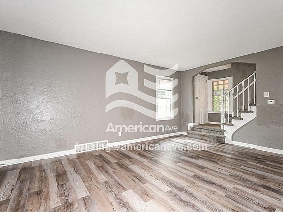 2-Living Room