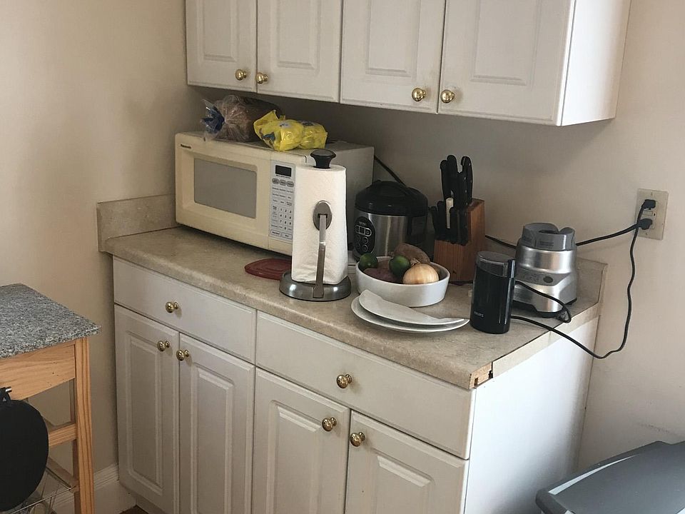 1st image of 279 Pearl St #5