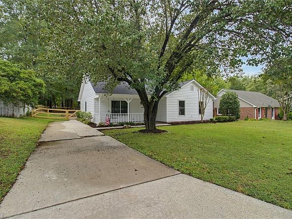 3rd image of 1204 Eagle Rd