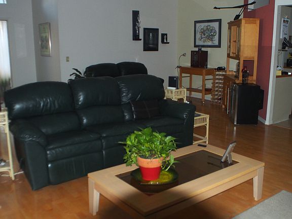 3rd image of 2 Freshwater Dr