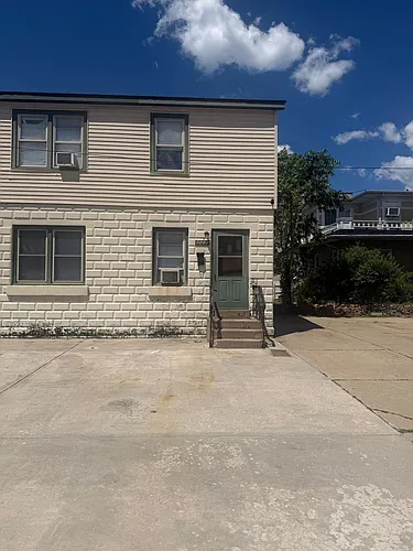 226 Waltham St Photo 1 226 Waltham St Photo 1