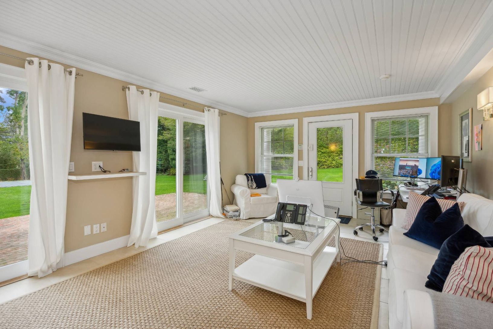  MIX USE ROOM WITH WALK OUT TO POOL