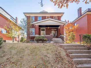 3660 Utah Pl, Saint Louis, MO 63116